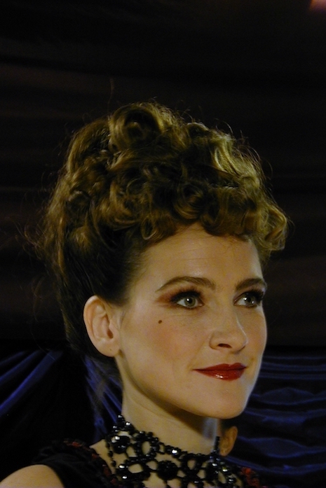 Gigi, téléfilm réalisé par Caroline Huppert